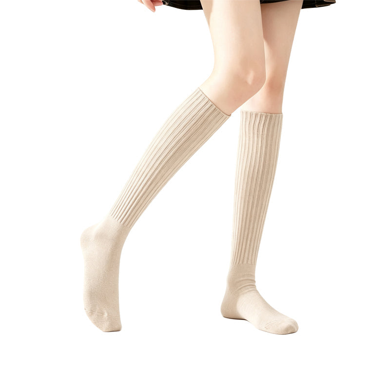 🧦 Hochwertige Straffungs-Strümpfe mit Kompressionswirkung – Fühlen sich leicht an, wirken wie eine sanfte Massage und lassen die Beine optisch schlanker wirken. Jetzt 50% Rabatt!