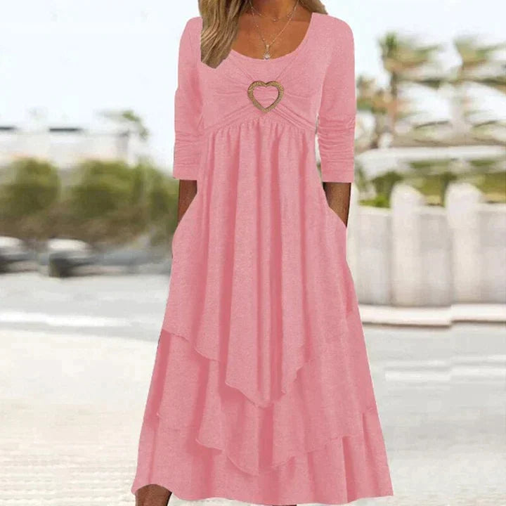 🏆👗 Tiered Midi Dress with Heart Accent – Figurschmeichelndes A-Linien-Design, luftiger Stoff & süßes Herzdetail – Perfekt für Reise & Feiern versandfrei