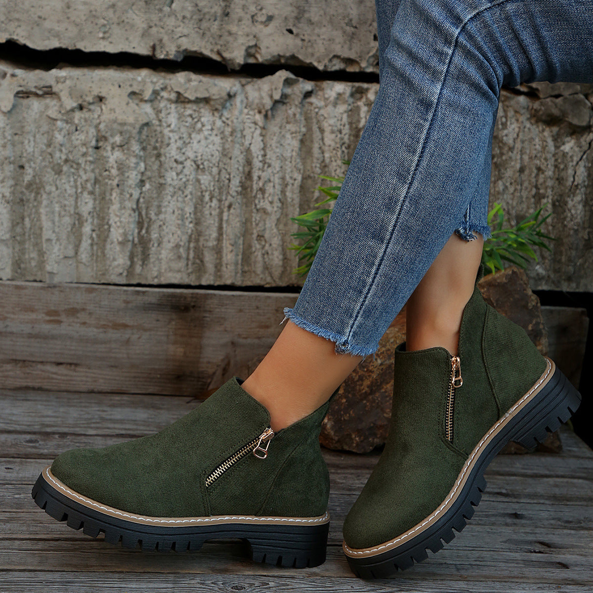 🥾 Damenschuhe trendig und komfortabel, runde Spitze mit Zip 🌟👢