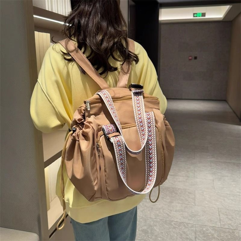 👜Riesiges Stauraum✨ Modische vielseitige Schultertasche，leicht & wasserabweisend