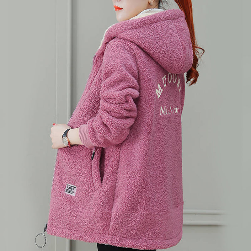 📢📢HEISSER VERKAUF – 49% RABATT!!! 🎉✨ Winter Gift – Damen Wintermantel aus dicker, warmer Kunstlammwolle