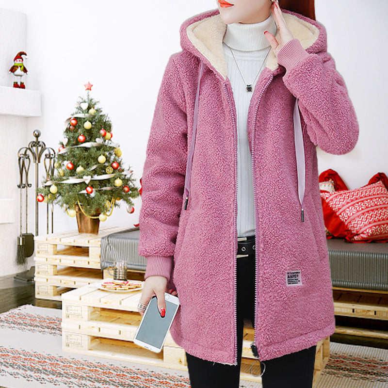 📢📢HEISSER VERKAUF – 49% RABATT!!! 🎉✨ Winter Gift – Damen Wintermantel aus dicker, warmer Kunstlammwolle