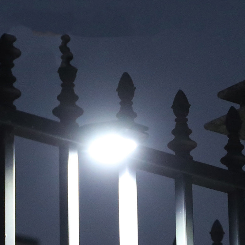 🌿 Solar-Clip-Leuchte mit Bewegungssensor – Jetzt 2 kaufen, 1 gratis! Perfekt für Garten, Balkon & Terrasse! 🏡✨