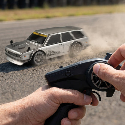 🔥Solange der Vorrat reicht 50 % Rabatt!🎉1:24 Ferngesteuertes Drift Auto mit LED Beleuchtung