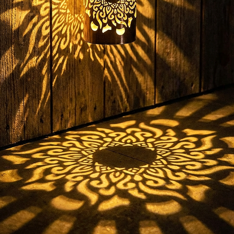 🏖️ Sommer-Sale 60% Rabatt 🏝️🌞 Solar Mandala Light – Stunning Pattern Projection, 2-in-1 Floor & Wall Design & IP65 Waterproof Auto On/Off 🌿