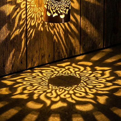 🏖️ Sommer-Sale 60% Rabatt 🏝️🌞 Solar Mandala Light – Stunning Pattern Projection, 2-in-1 Floor & Wall Design & IP65 Waterproof Auto On/Off 🌿