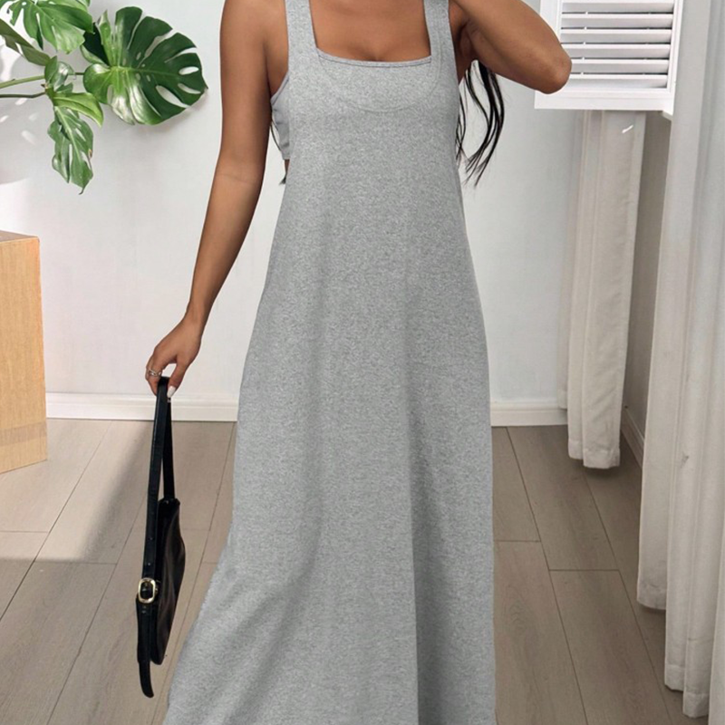👗 Zweiteiliges Tank-Maxikleid mit seitlichen Cut-outs – modern, luftig & vielseitig – perfekt für warme Tage, Strand & Partys