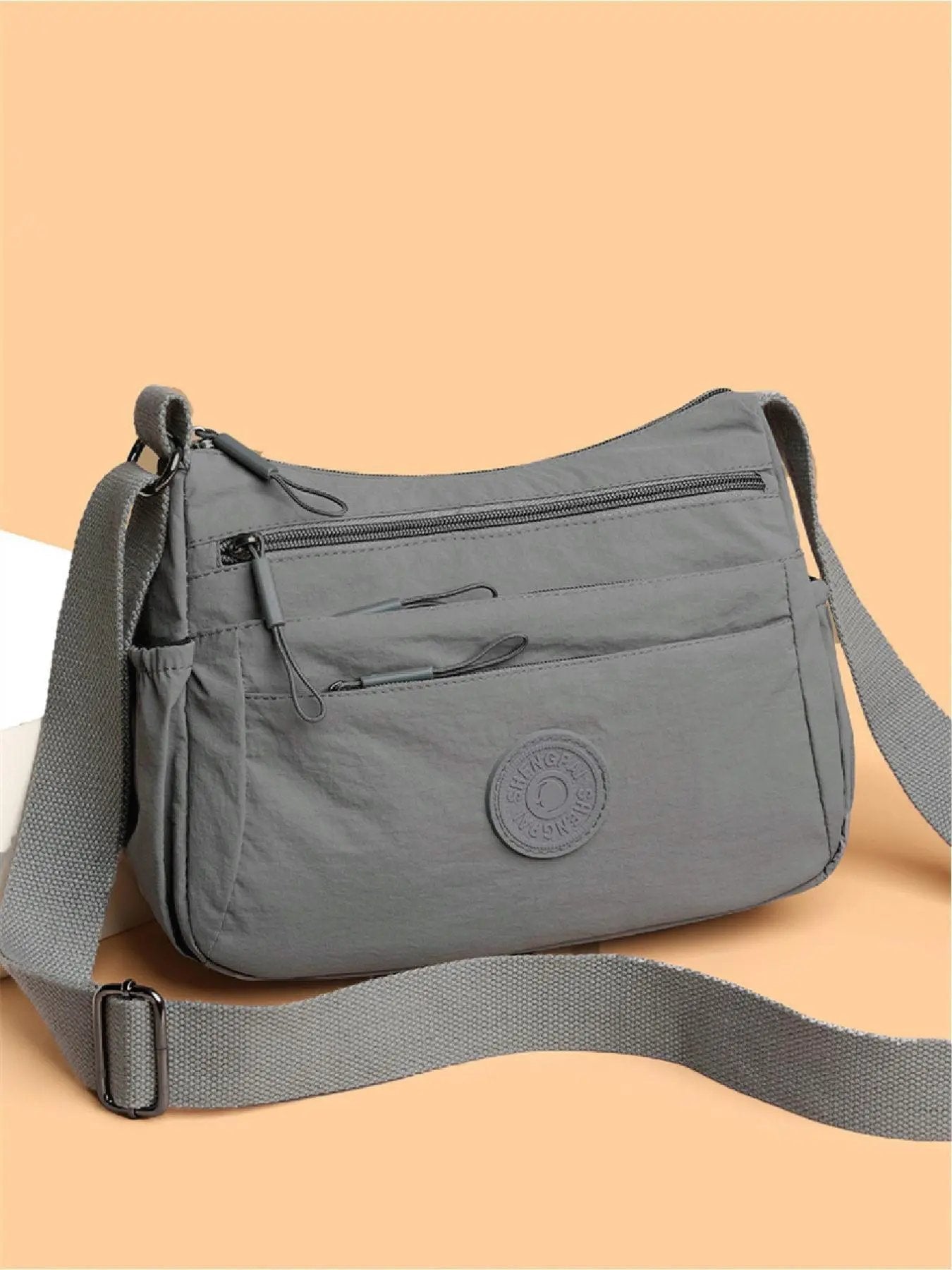👛 50% RABATT! 💐 Einfarbige Umhängetasche für Damen – Viele Fächer & Reißverschluss – Sicher & praktisch – perfekt für Alltag, Reisen oder Shopping 🔐✨👜