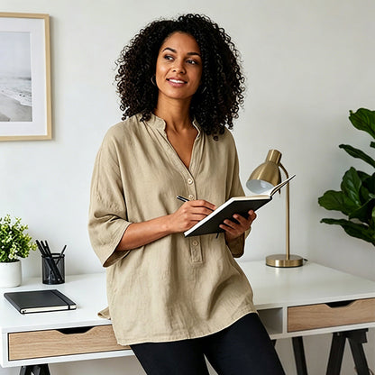✨Leichte Bluse mit V-Ausschnitt & Knopfleiste – figurschmeichelnd, knitterarm & leicht zu kombinieren – zu Hosen, Röcken & Shorts
