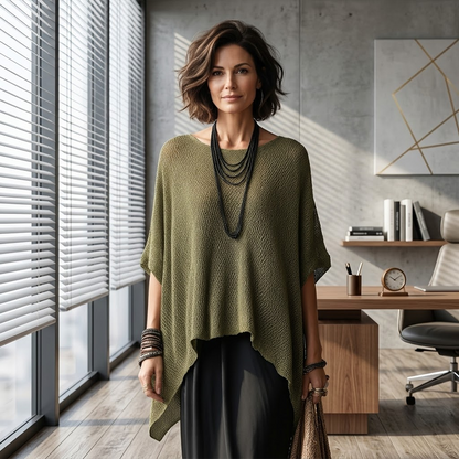 Damen-Strickoberteil mit Batwing-Ärmeln und Aussparungen