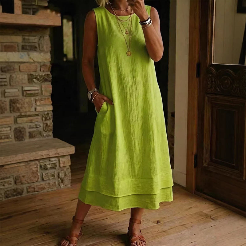 👗 Ärmelloses Stufenkleid – der ultimative Sommerlook für jede Gelegenheit! Ob am Strand, im Café oder in der Stadt – der fließende Schnitt und der luftige Stoff machen dich zum absoluten Hingucker. Jetzt im zeitlich begrenzten Angebot! 🌊🌸