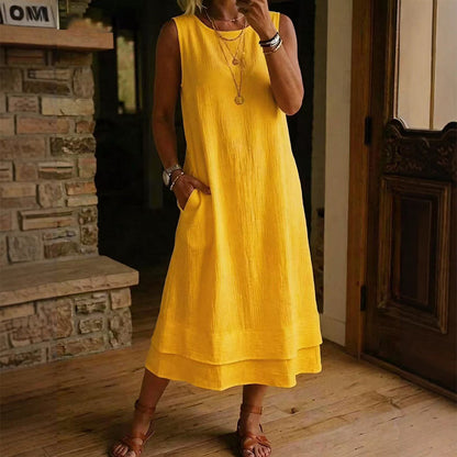 👗 Ärmelloses Stufenkleid – der ultimative Sommerlook für jede Gelegenheit! Ob am Strand, im Café oder in der Stadt – der fließende Schnitt und der luftige Stoff machen dich zum absoluten Hingucker. Jetzt im zeitlich begrenzten Angebot! 🌊🌸