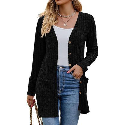Strickjacke in mittellanger Länge mit Taschen