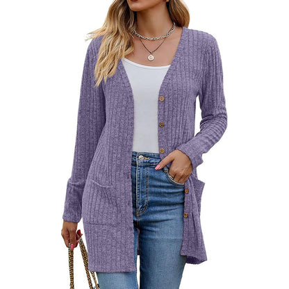 Strickjacke in mittellanger Länge mit Taschen