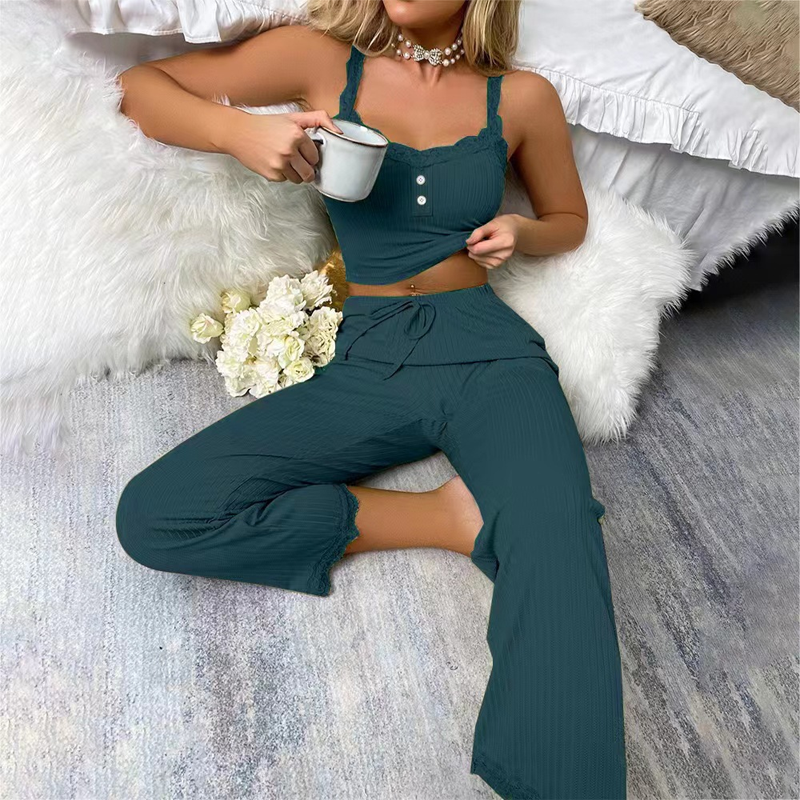 🌙 Camisole-Pyjama mit Spitze – Atmungsaktiv, weich & romantisch – Ideal für warme Nächte & gemütliche Abende zuhause