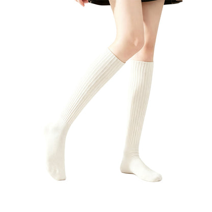 🧦 Hochwertige Straffungs-Strümpfe mit Kompressionswirkung – Fühlen sich leicht an, wirken wie eine sanfte Massage und lassen die Beine optisch schlanker wirken. Jetzt 50% Rabatt!