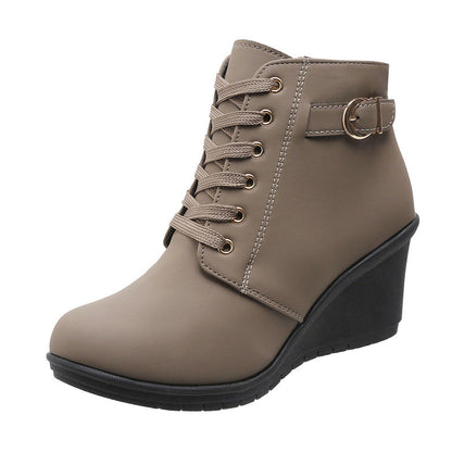 📢📢50% Rabatt!!! 🎉✨ Keilstiefeletten für Damen – Bequeme Keilabsätze, modisches Design und weiches Innenfutter – perfekt für einen stilvollen Auftritt an kühlen Tagen