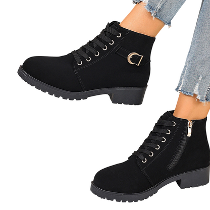 📢📢50% Rabatt!!! 🎉✨ Rutschfeste Stiefeletten für Damen & Herren – Profilierte Sohle für sicheren Halt, weiches Innenfutter und stilvolles Design – perfekt für einen sicheren & modischen Auftritt im Herbst & Winter