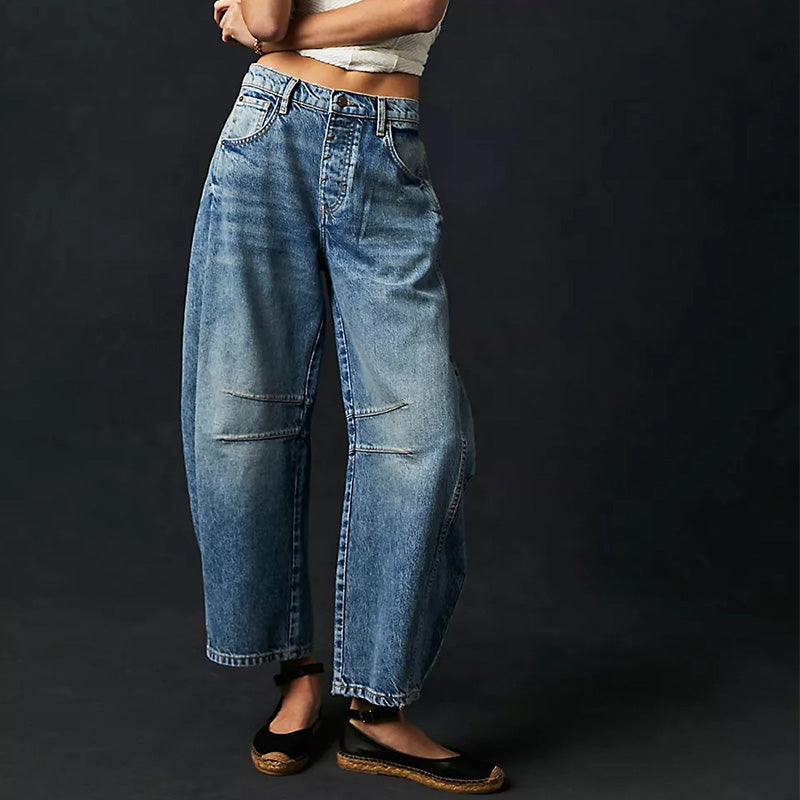 📢📢50% Rabatt!!! 🎉✨ Damen Retro-Jeans mit mittlerer Taille & gebogenem weitem Bein – Stylischer Retro-Schnitt, schmeichelhafte mittlere Taille und elegante weite Beine – perfekt für einen trendigen Look im Alltag & in der Freizeit. Jetzt -50%!