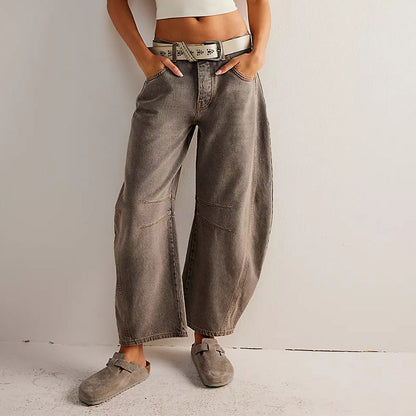 📢📢50% Rabatt!!! 🎉✨ Damen Retro-Jeans mit mittlerer Taille & gebogenem weitem Bein – Stylischer Retro-Schnitt, schmeichelhafte mittlere Taille und elegante weite Beine – perfekt für einen trendigen Look im Alltag & in der Freizeit. Jetzt -50%!