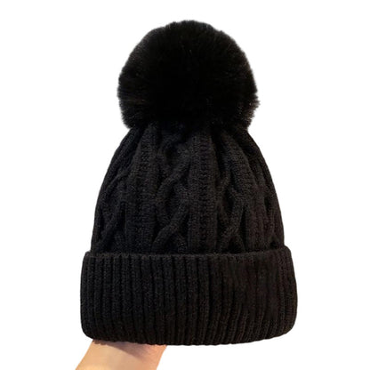 🧢 Hochwertige Wintermütze im kuscheligen Design – Angenehmes Tragegefühl, moderne Passform und durchdachte Details – ein Must-have für deine Wintergarderobe. Jetzt 50% Rabatt!