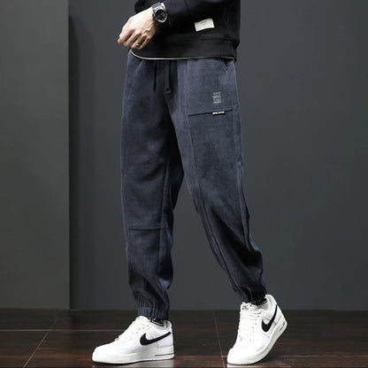 Gerader Schlauch, lose und flauschig verdickte Herren Freizeithose